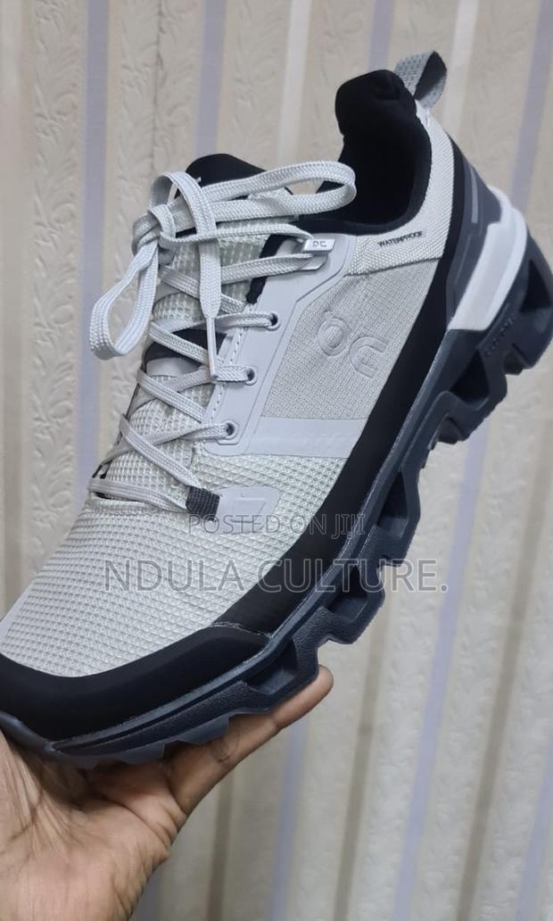 Qc On Cloud Shoe Swissmade - thumbnail 2
