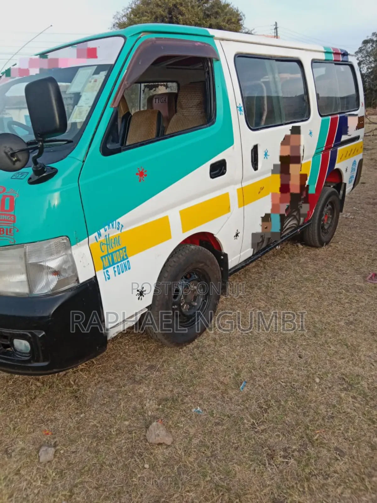 Nissan Caravan (Urvan) 2006 Green