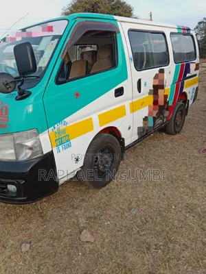 Nissan Caravan (Urvan) 2006 Green