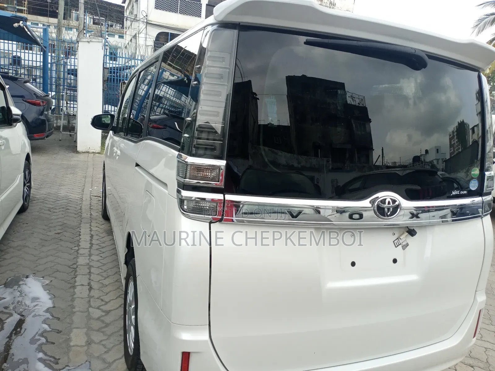 Toyota Voxy 2018 White