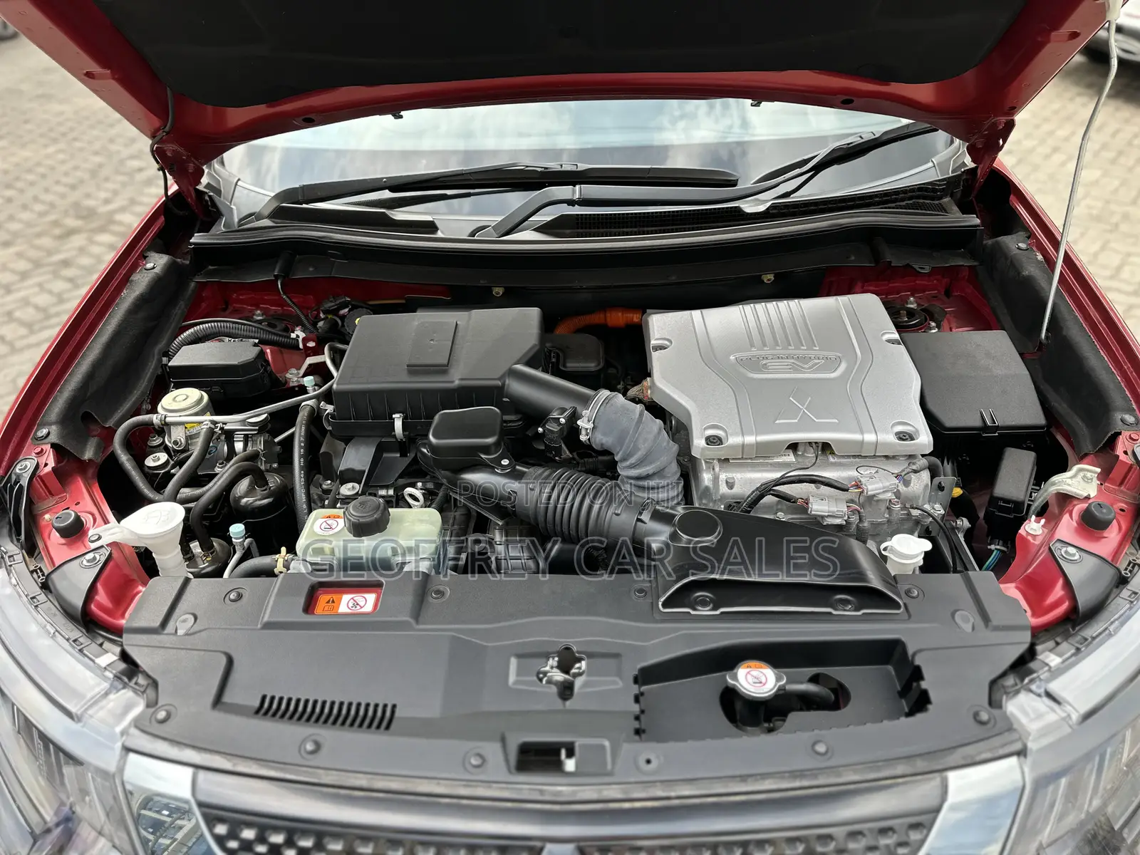 Mitsubishi Outlander 2019 Red