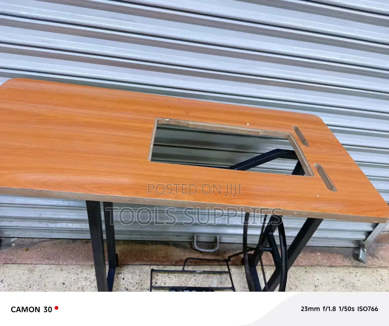 Local Sewing Machine Table