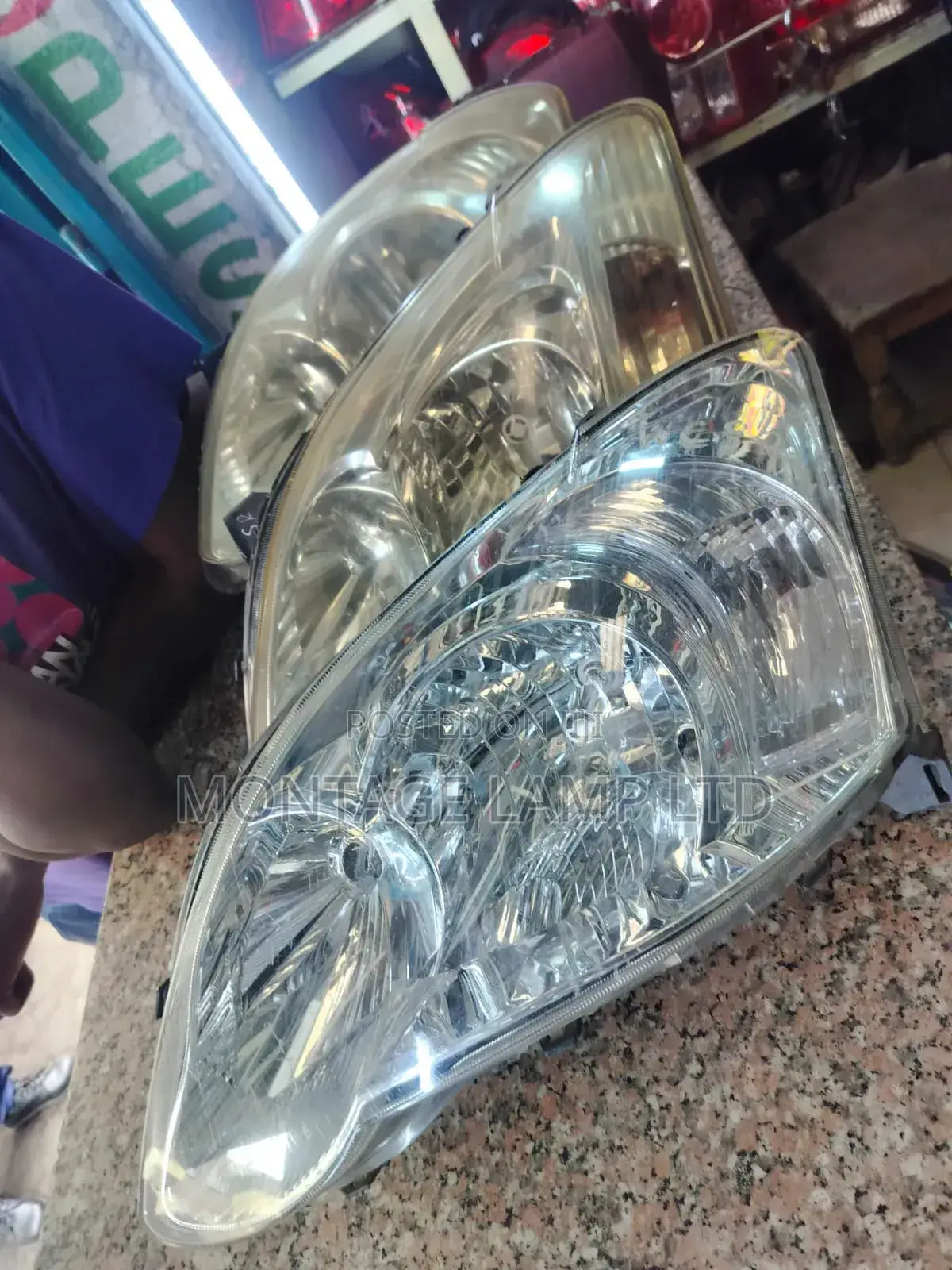 Headlight Runex 2005
