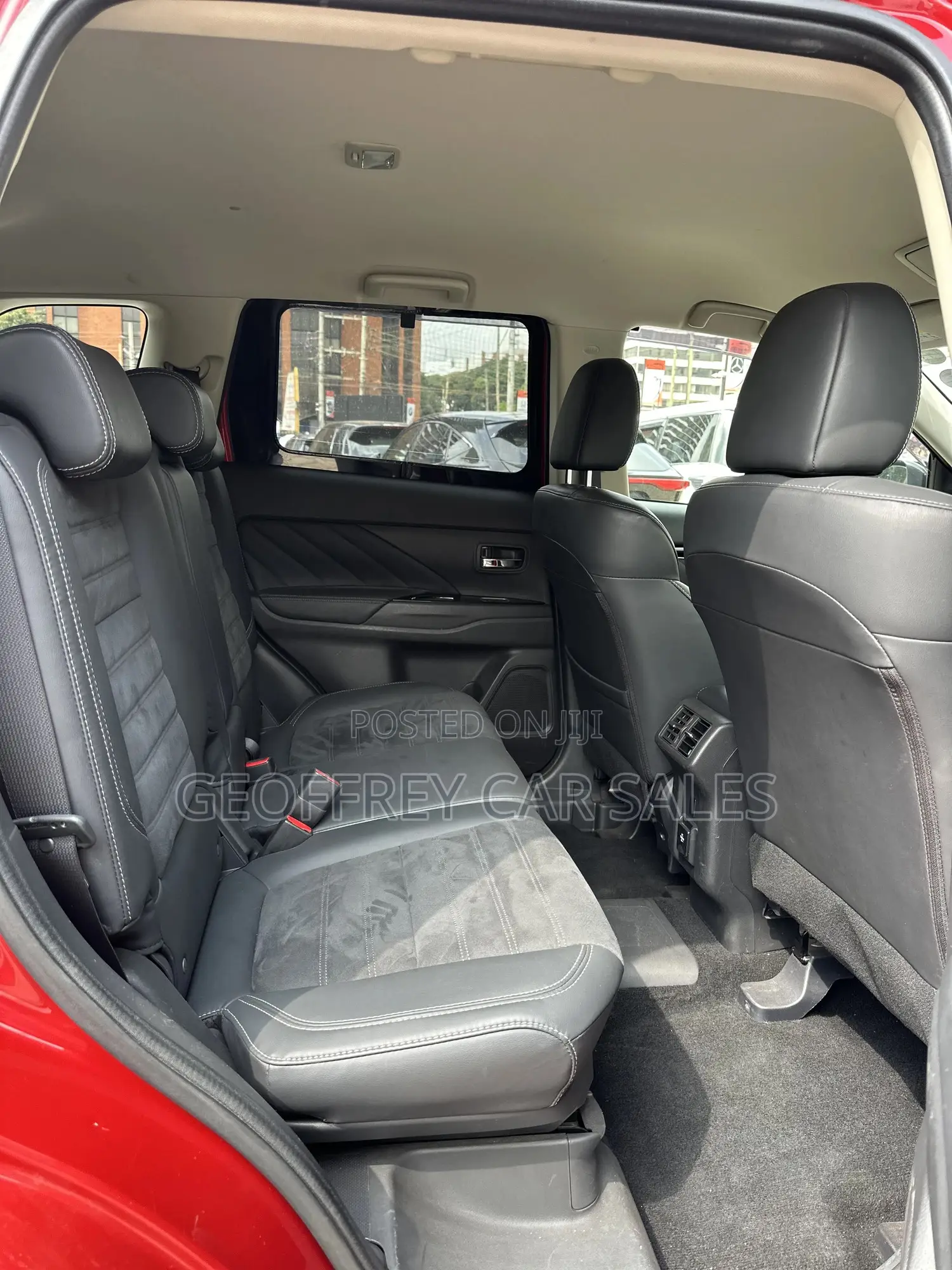 Mitsubishi Outlander 2019 Red
