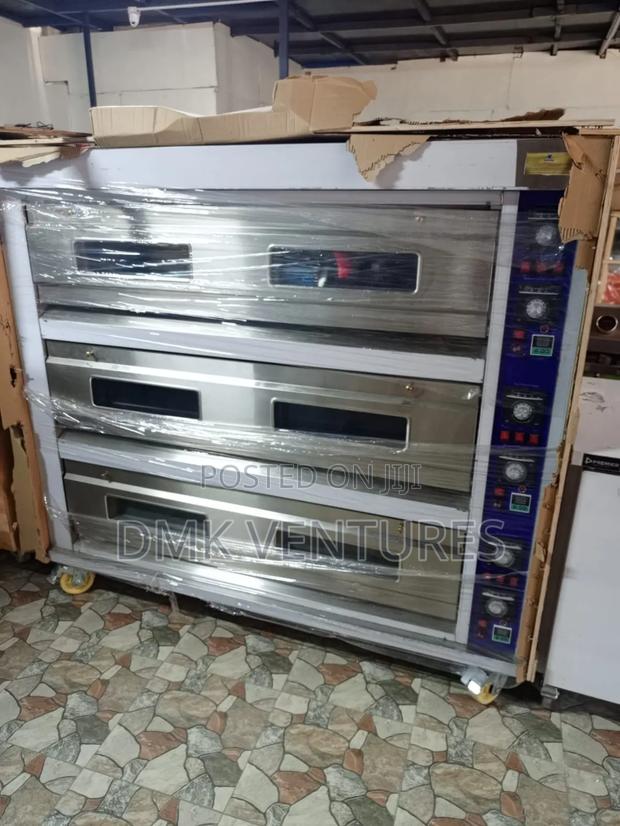 Exclusive Electric 9pans Three Deck Oven - main view