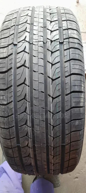275/45zr21 Centara Tyre
