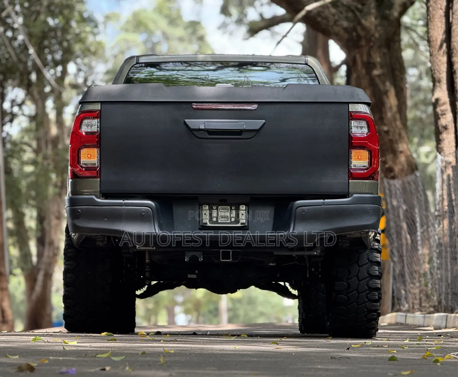 Toyota Hilux Revo Double Cab Deisel 2.4 AWD 2021 Green