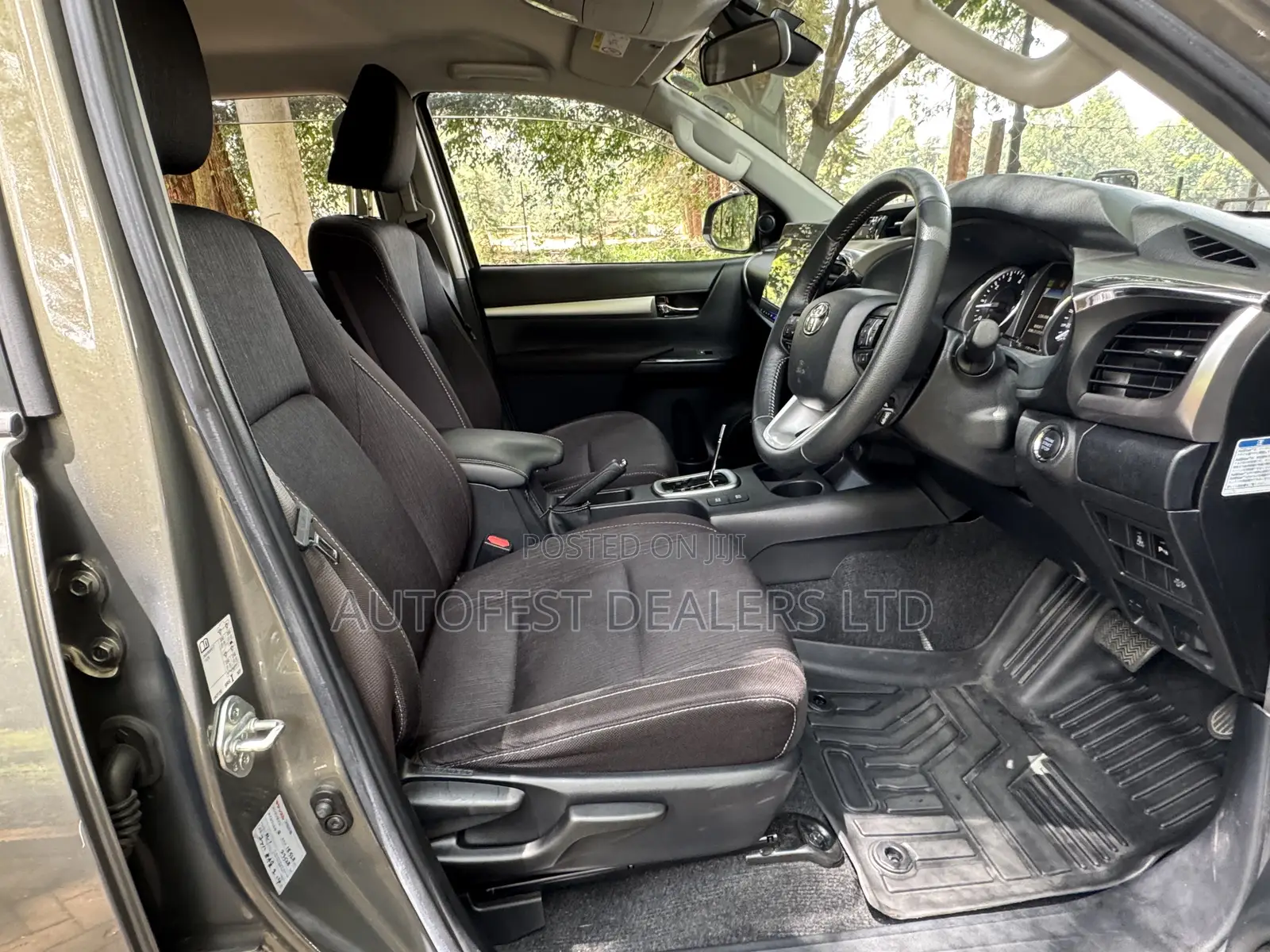 Toyota Hilux Revo Double Cab Deisel 2.4 AWD 2021 Green