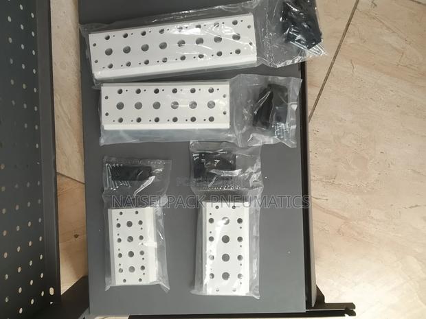 Pneumatic Manifold - thumbnail 3