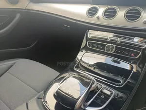 Mercedes-Benz E200 2018 White