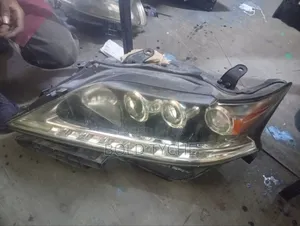 Lexus Headlight Rx450