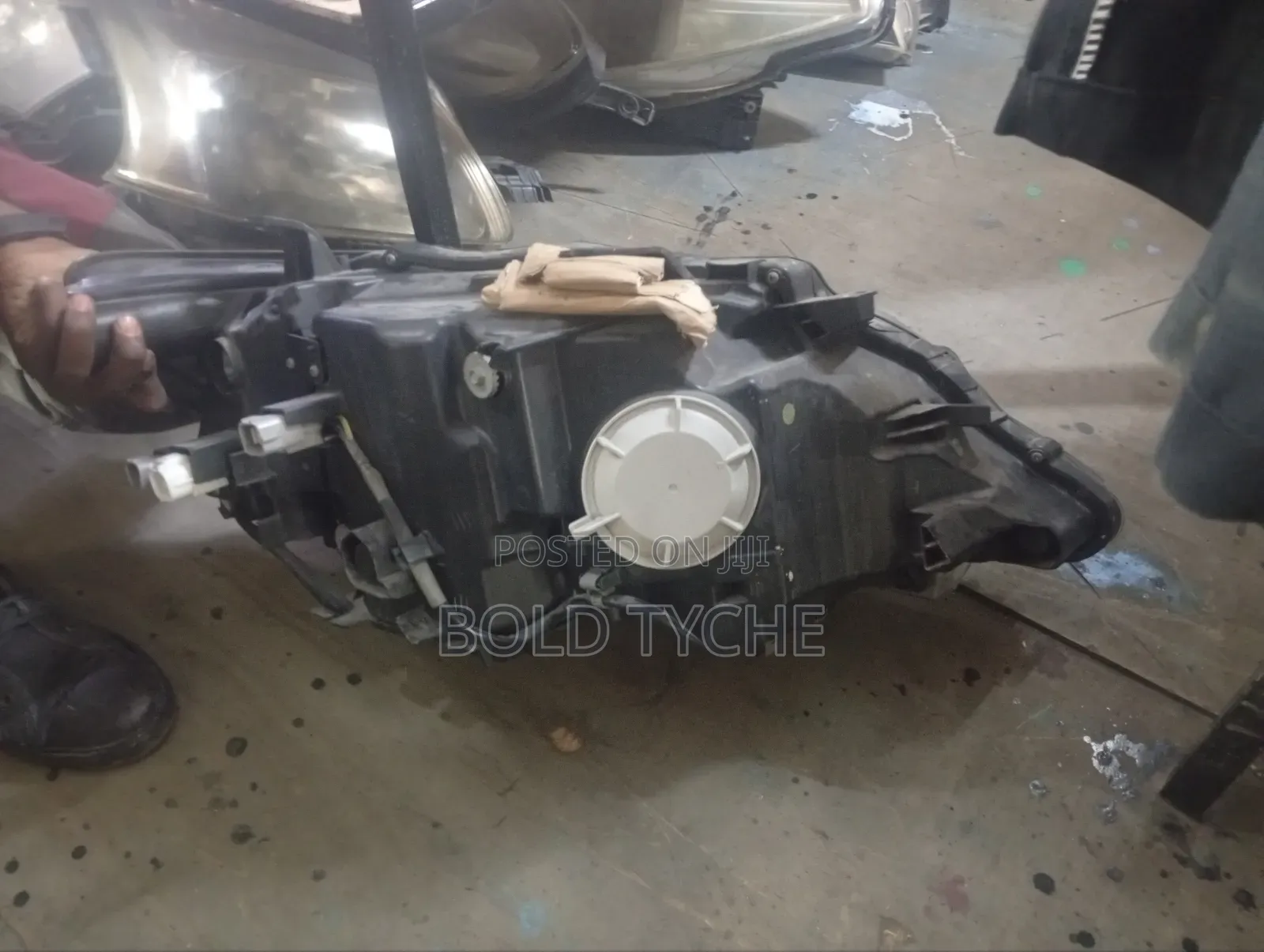 Lexus Headlight Rx450