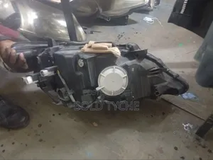 Lexus Headlight Rx450