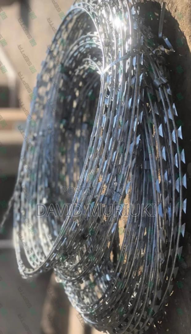 Galvanised Razor Wire