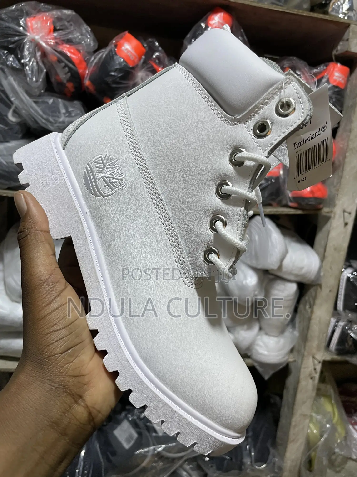 Timberland Boots White , Blue, Red