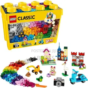 Lego Classic Large Creative Brick Storage Box Set (790 Pieces)