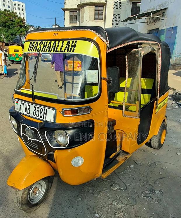 Bajaj RE 2020 Yellow - thumbnail 4