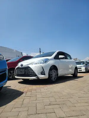 Toyota Vitz 2019 White