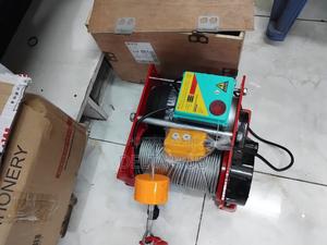 Industrial 1ton Electric Winding Hoist With Remote Control - thumbnail 2