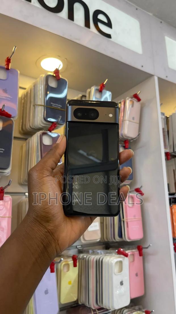 Google Pixel 8 128 GB Black - main view