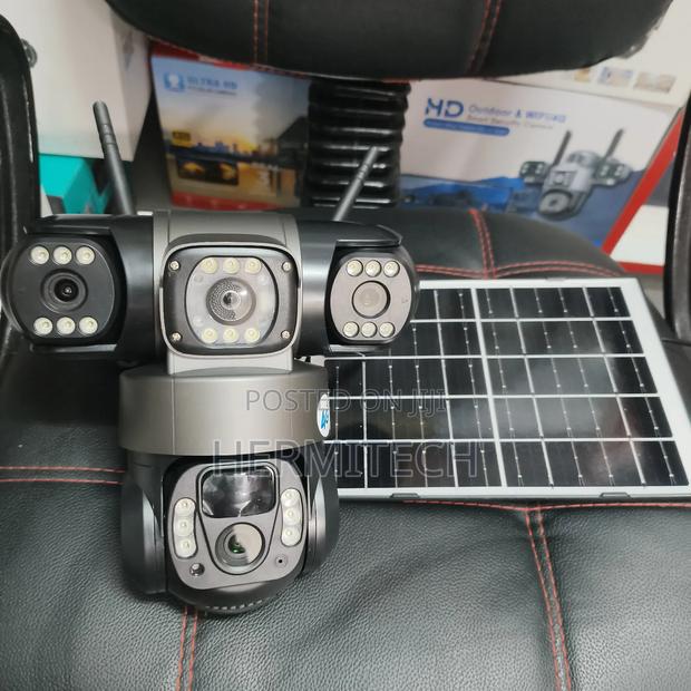 Solar Powered PTZ Surveillance 4g Cameras 3 Lens