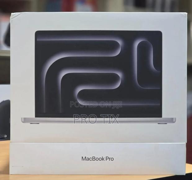 New Laptop Apple MacBook Pro 16GB Intel Core 7 SSD 512GB - main view