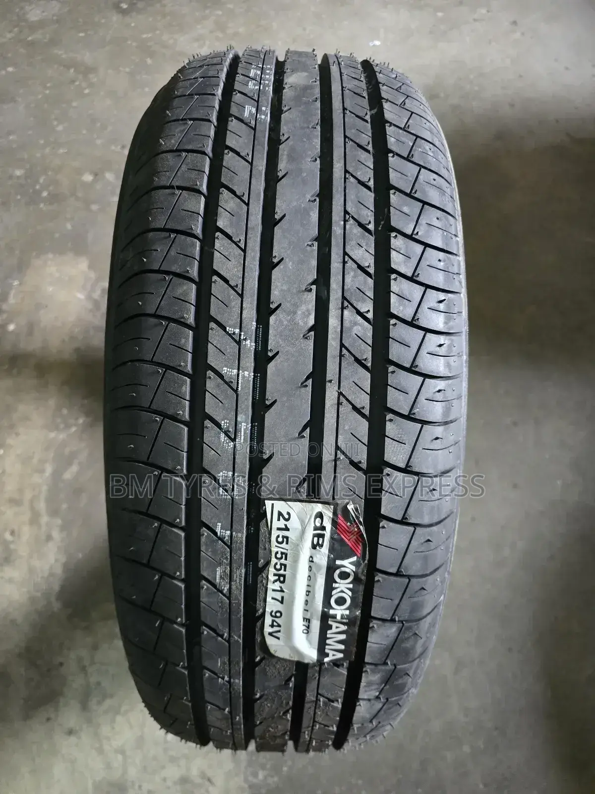 215 /55r17 Yokohama Tyres (Japan)