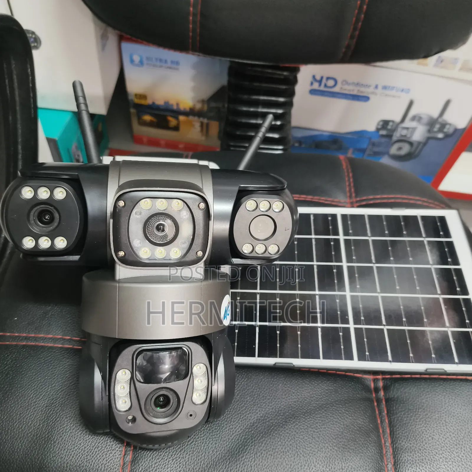 Solar Powered PTZ Surveillance 4g Cameras 3 Lens