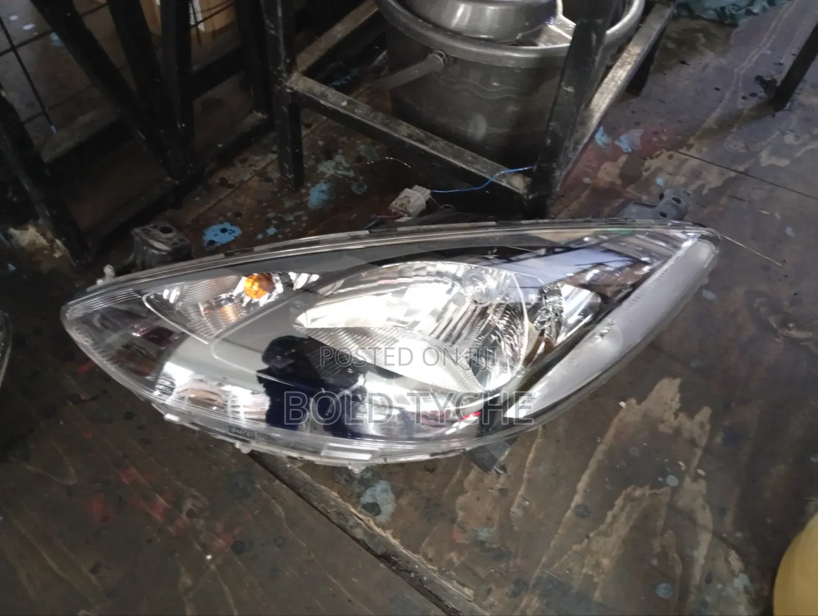 Mazda Demio 2008 Headlight