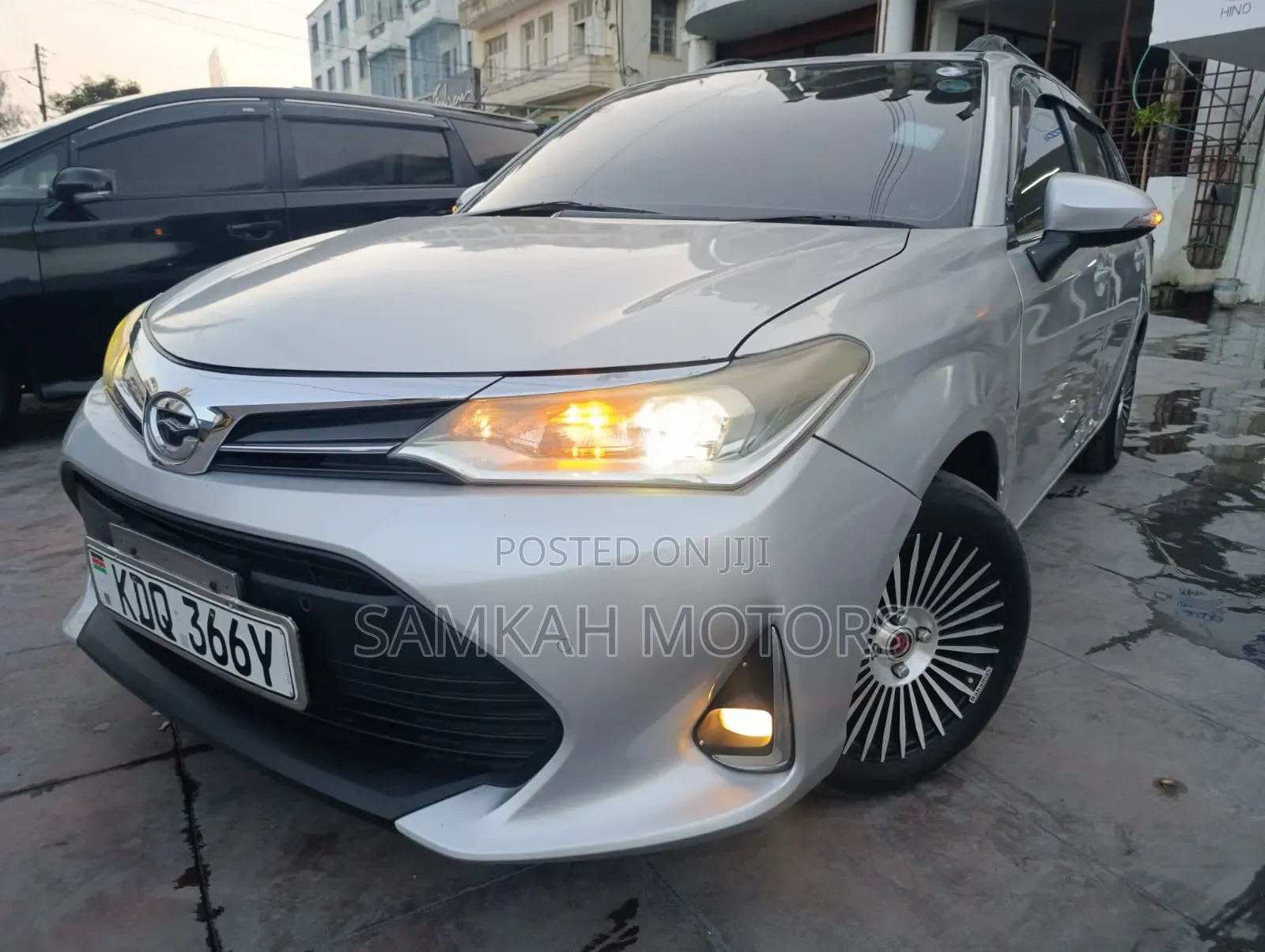Toyota Corolla Fielder 2017 Silver