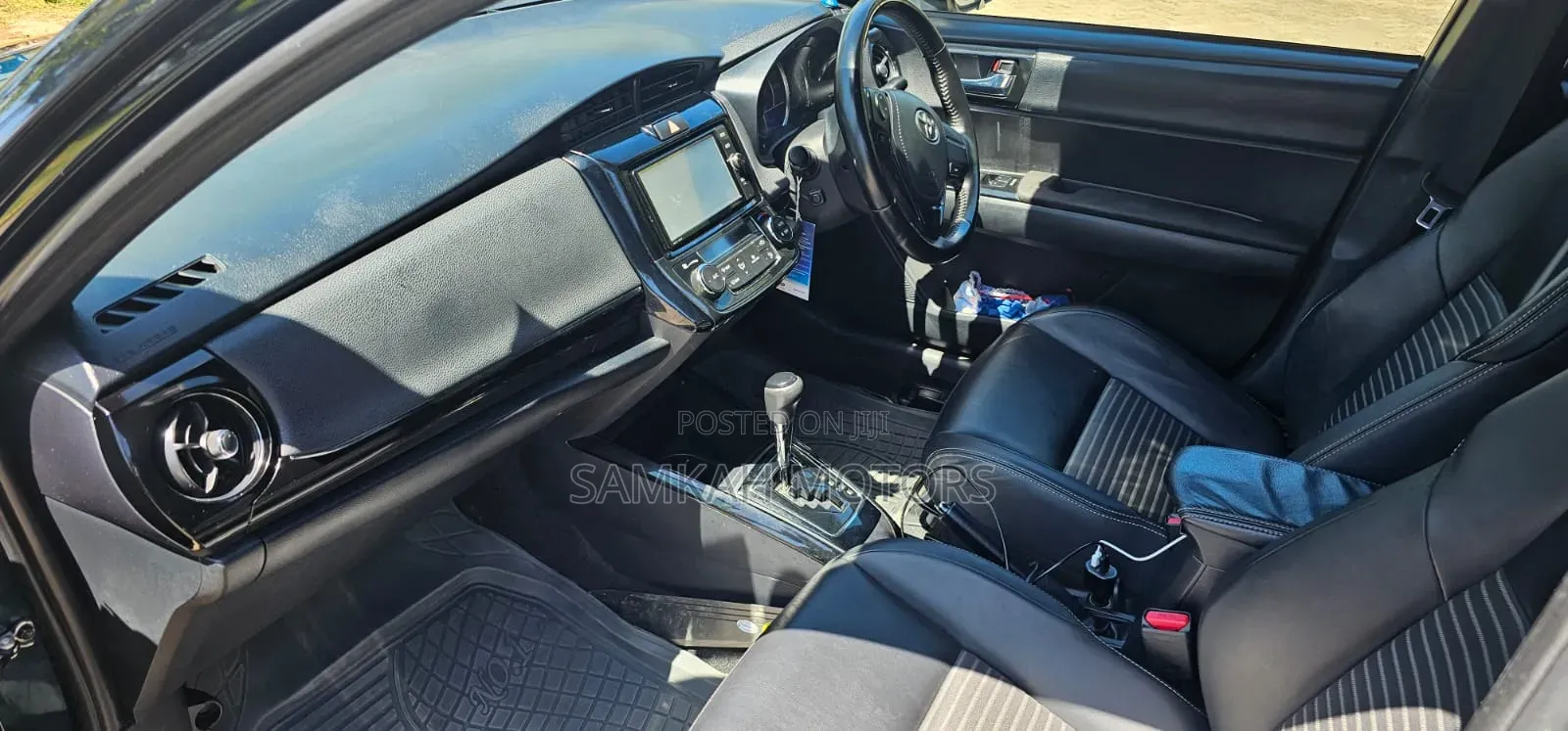 Toyota Corolla Fielder 2018 Blue