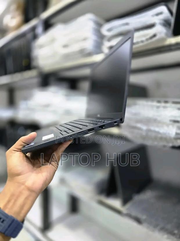 Laptop Dell Latitude 7390 8GB Intel Core i5 SSD 256GB - thumbnail 3