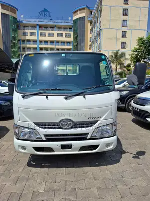Toyota Dyna 2019 White