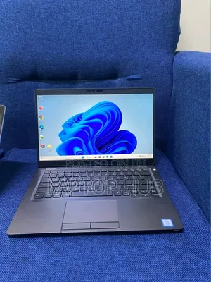 Laptop Dell Latitude 5300 8GB Intel Core i7 SSD 256GB