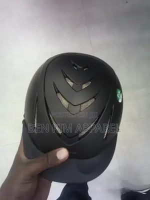 51cms - 58cms Horse Riding Helmet Ventilated Adjustable Fit M and S.
