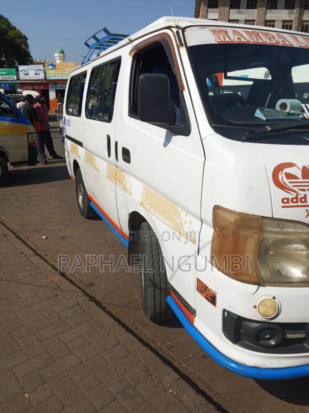 Nissan Caravan (Urvan) 2009 White - thumbnail 19