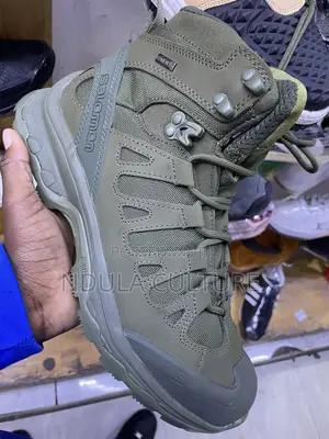 Salomon Goretex Quest 4d Boots Medium// High Cut
