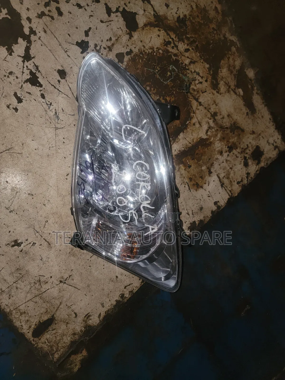 Toyota Runx Headlight Non