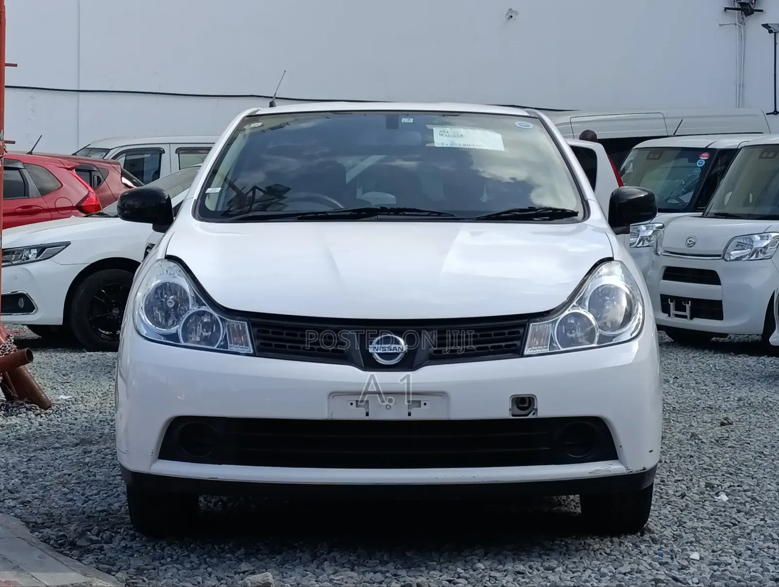 Nissan Wingroad 2018 White