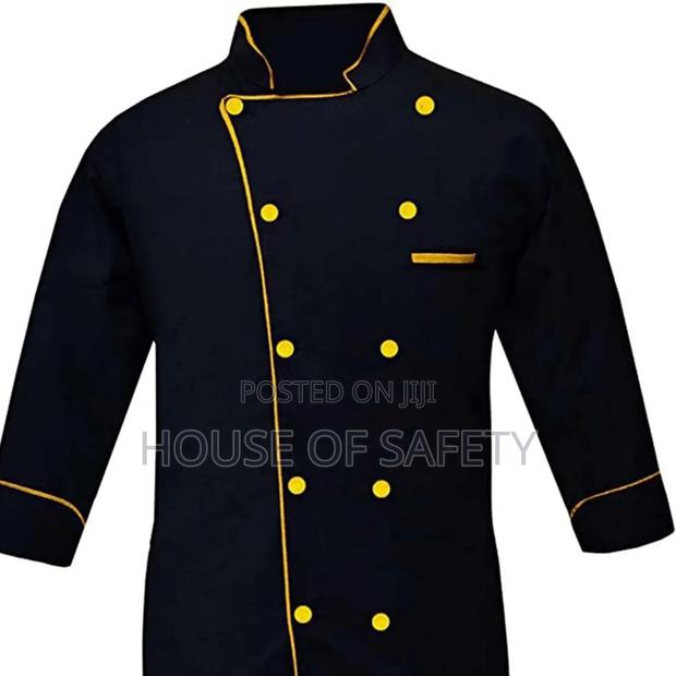 Yei'll Pipped Black and White Chefs - main view