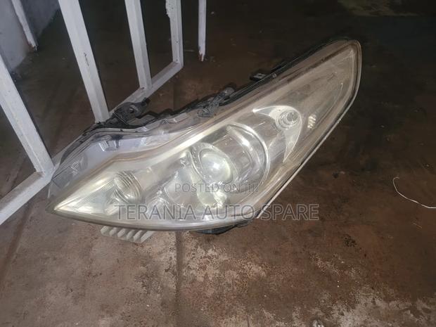 Nissan Fuga Headlight - main view