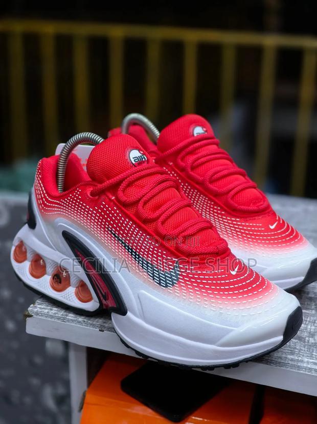 Air Max Dn Classic Shoe - main view