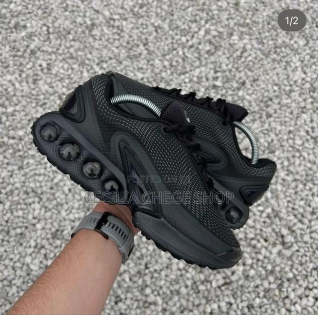 Air Max Dn Classic Shoe - thumbnail 3