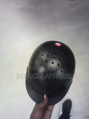 48cms to 61cms Ventilated Adjustable Fit Horse Riding Helmet .