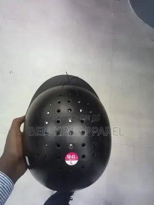 48cms to 61cms Ventilated Adjustable Fit Horse Riding Helmet .