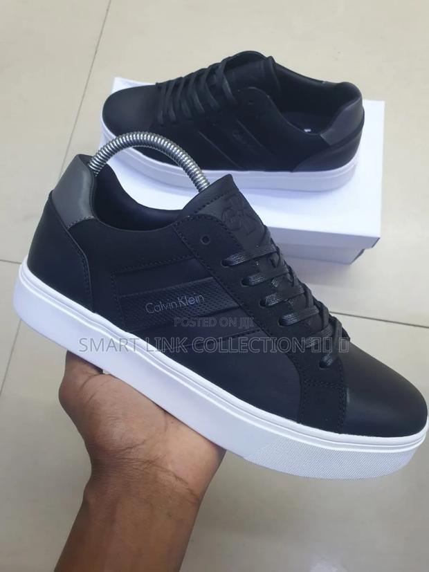 Calvin Klein Casual's - thumbnail 2