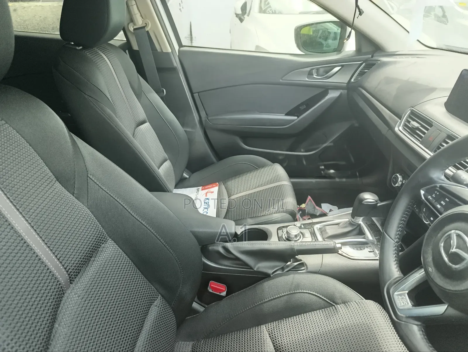 Mazda Axela 2018 White