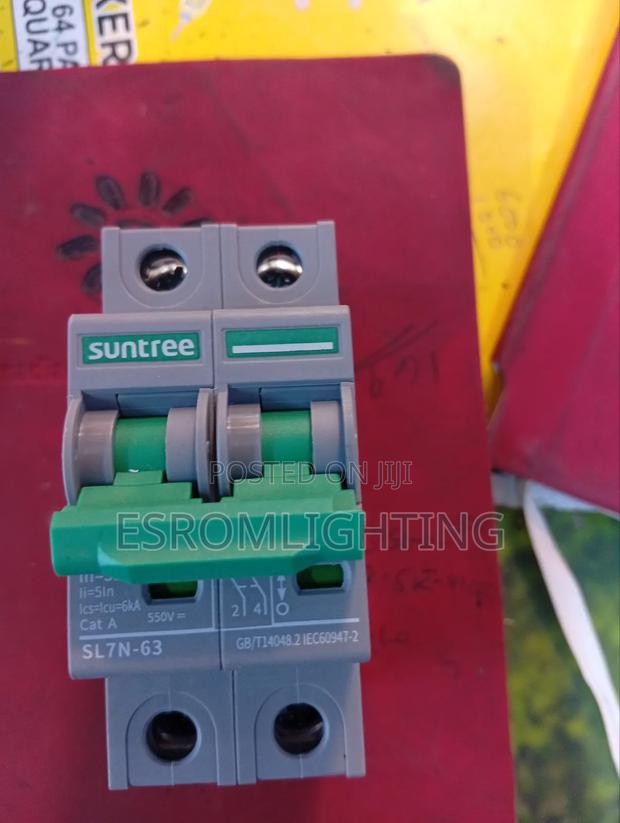 Suntree Dc Circuit Breaker 2-Pole (550v) - main view