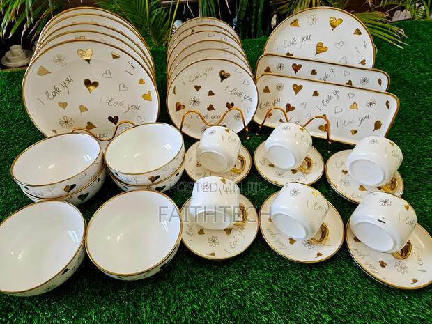 24 Pieces Gold Rimmed High Quality Dinner Set