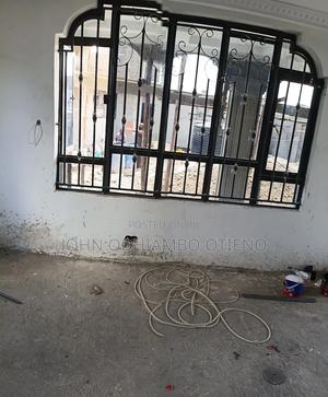 Steel Window - main view